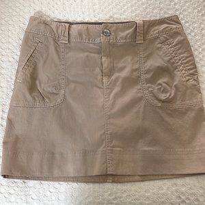 Tan Eddie Bauer skirt.